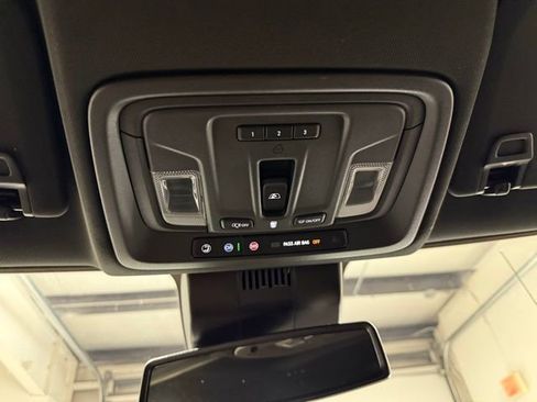 Used 2024 GMC Sierra 1500 AT4 w/ AT4 Premium Package image 21