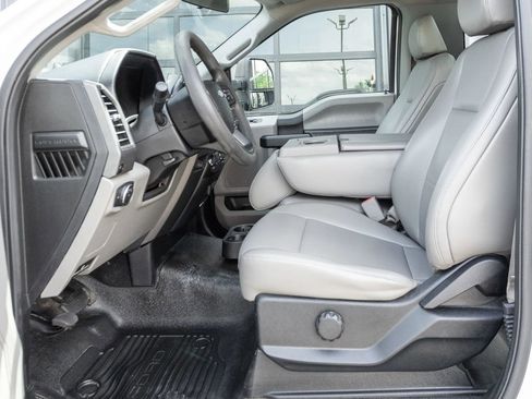 Used 2017 Ford F250 XL w/ Power Equipment Group RWD image 16