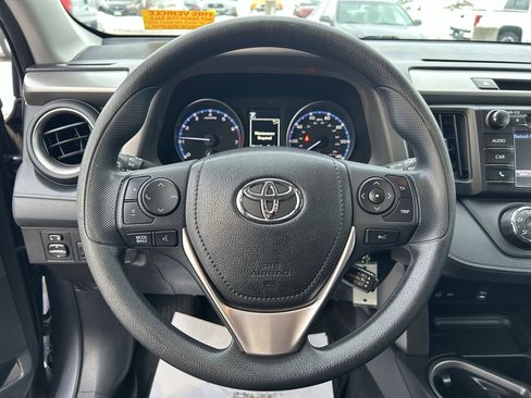 Certified 2018 Toyota RAV4 LE image 20