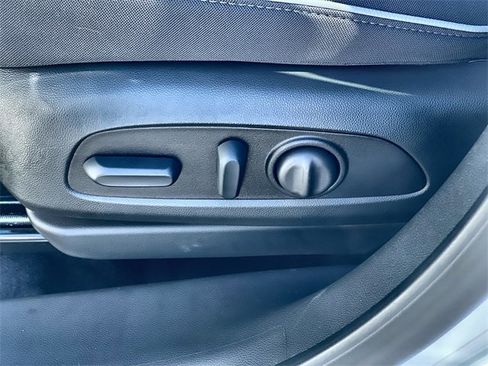 Certified 2025 Chevrolet TrailBlazer LT w/ Convenience Package image 23