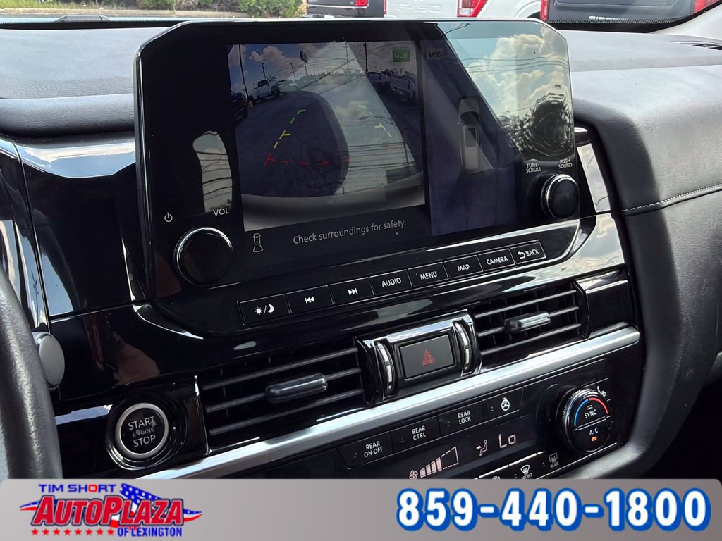 Used 2024 Nissan Pathfinder SL AWD/4WD image 24