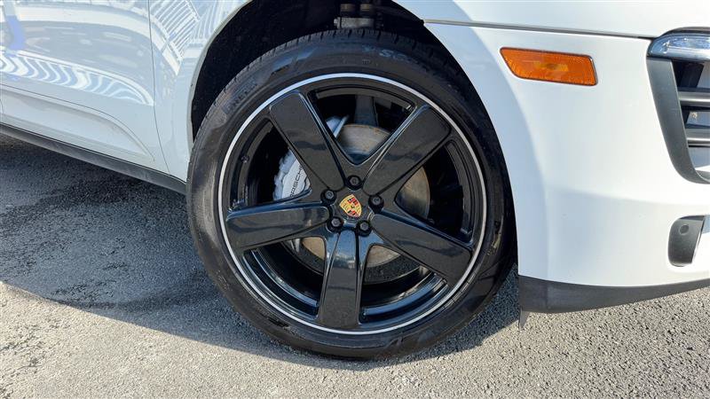 Used 2017 Porsche Macan S AWD/4WD image 16
