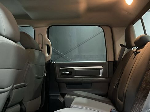 Used 2019 RAM 1500 Big Horn AWD/4WD image 24