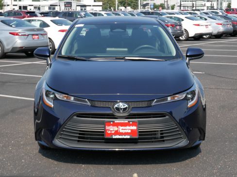 Used 2026 Toyota Corolla LE FWD image 2