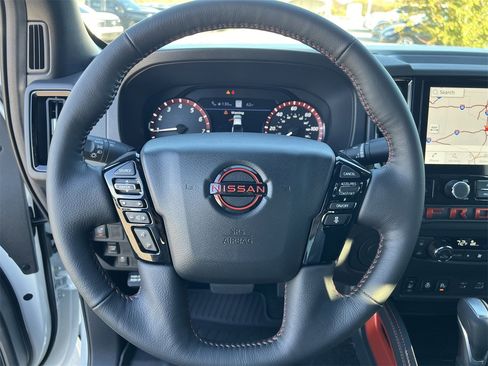 New 2026 Nissan Frontier Pro-X image 10