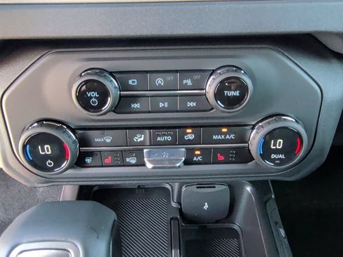 New 2026 Ford Bronco Outer Banks AWD/4WD image 28