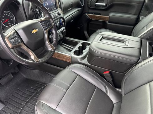 Used 2022 Chevrolet Silverado 3500 High Country image 5