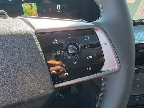 New 2026 Nissan Murano Platinum AWD/4WD image 17