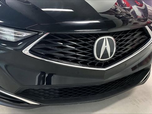 Used 2025 Acura MDX SH-AWD w/ Technology Package image 30