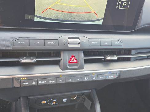 New 2026 Kia K4 FWD image 24
