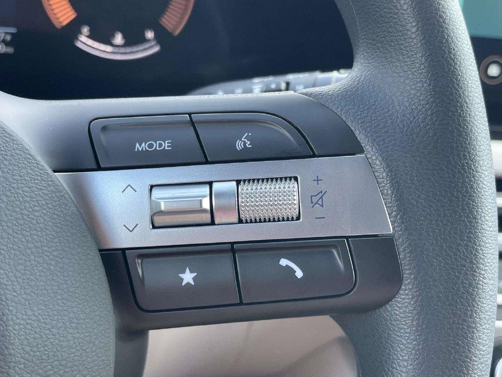 New 2026 Hyundai Tucson SE FWD image 40