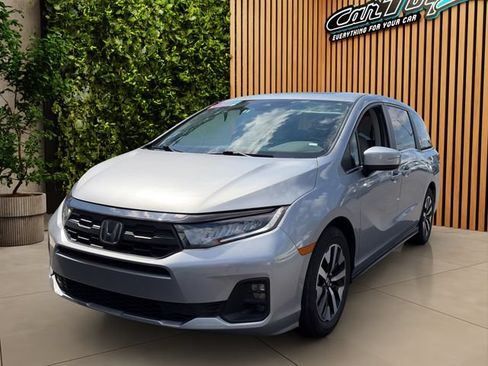 Used 2025 Honda Odyssey EX-L image 17