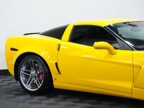 Used 2008 Chevrolet Corvette Z06 w/ Preferred Equipment Group image 13
