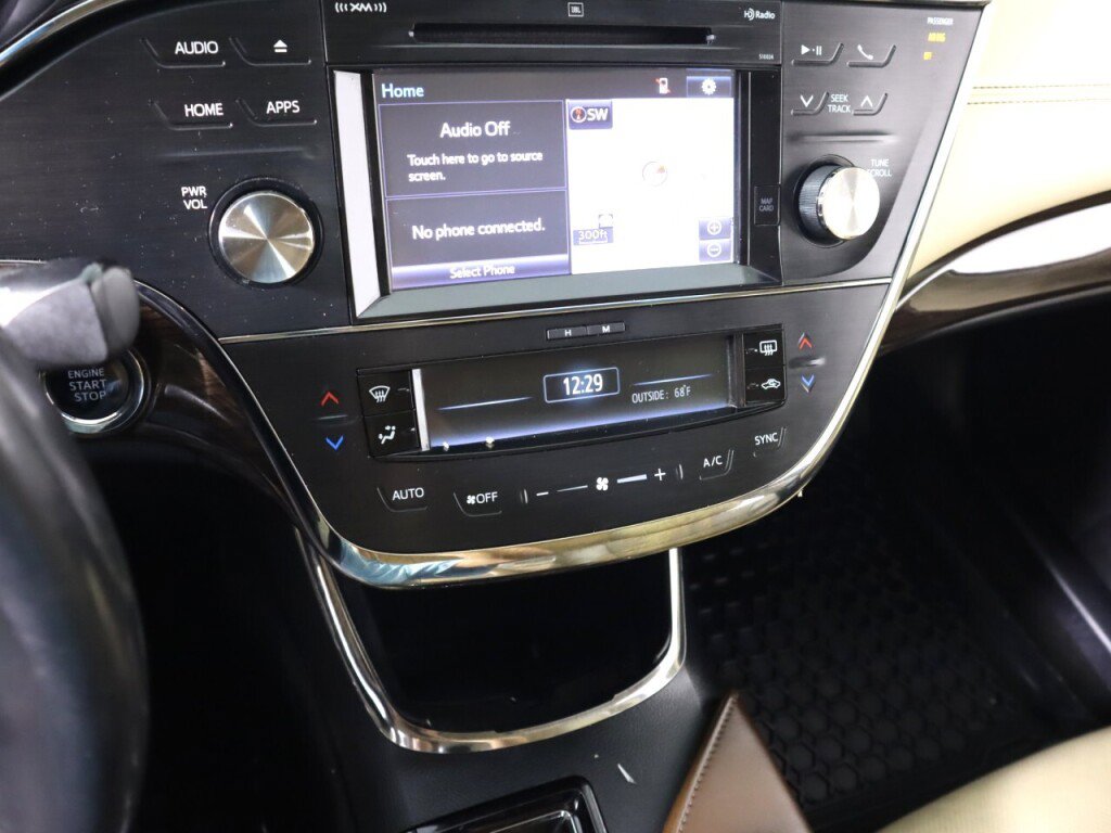 Used 2015 Toyota Avalon Limited FWD image 15