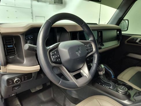 Used 2023 Ford Bronco Wildtrak AWD/4WD image 4