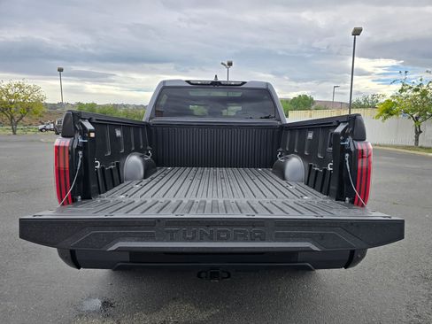 Used 2025 Toyota Tundra Platinum AWD/4WD image 28