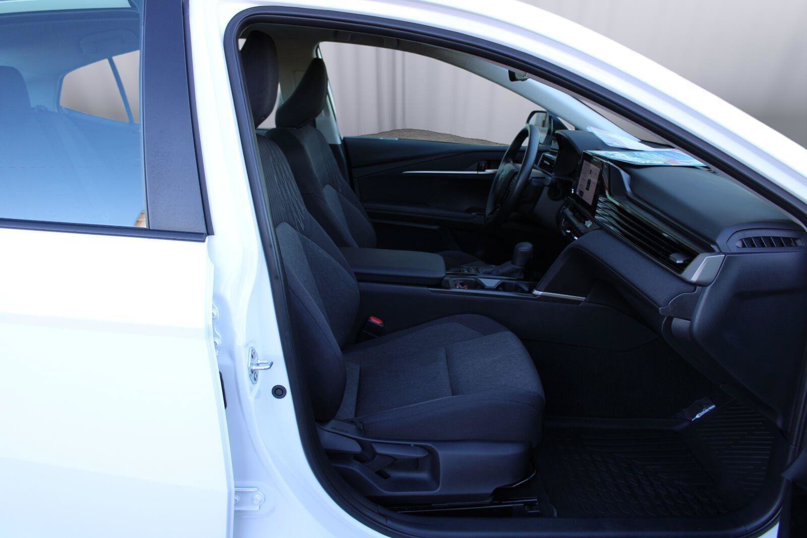 Certified 2025 Toyota Camry LE w/ Convenience Package FWD image 39