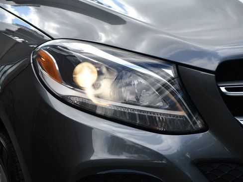 Used 2018 Mercedes-Benz GLE 350 w/ Premium 1 Package image 12