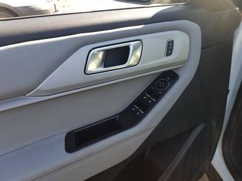 New 2026 Ford Explorer Active w/ Active Comfort Package image 13