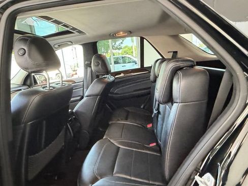 Used 2015 Mercedes-Benz ML 350 4MATIC image 11