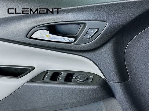 Used 2020 Chevrolet Equinox LS w/ LS Convenience Package image 24