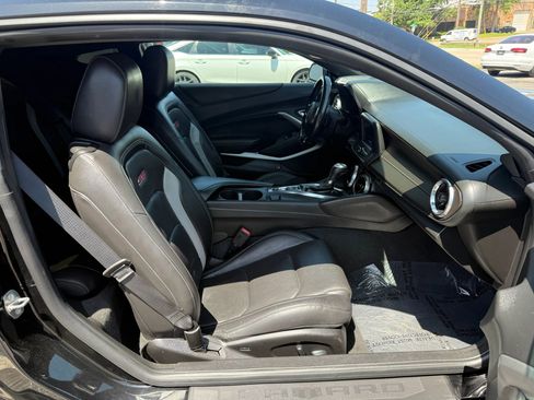 Used 2018 Chevrolet Camaro LT image 11