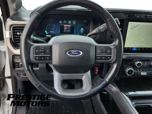 Used 2023 Ford F350 Lariat image 27