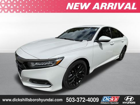 Used 2020 Honda Accord Sport image 4