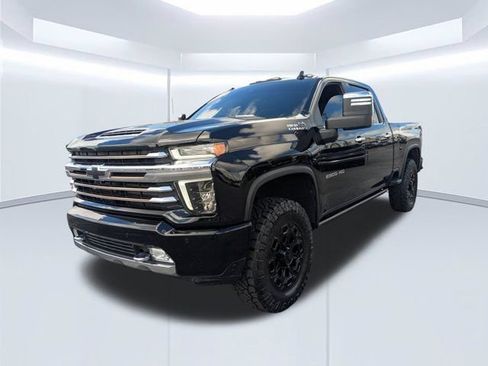 Used 2022 Chevrolet Silverado 2500 High Country w/ Safety Package II AWD/4WD image 6