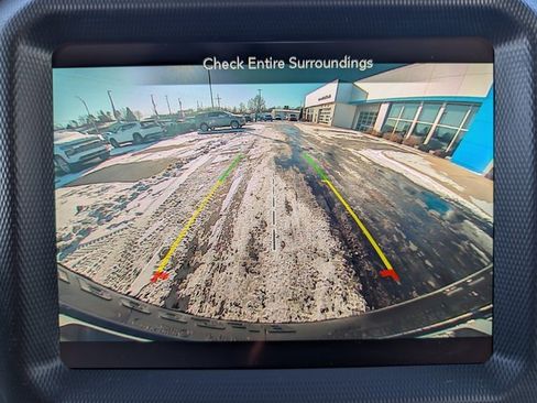 Used 2023 Jeep Wrangler Unlimited Rubicon w/ Steel Bumper Group image 23