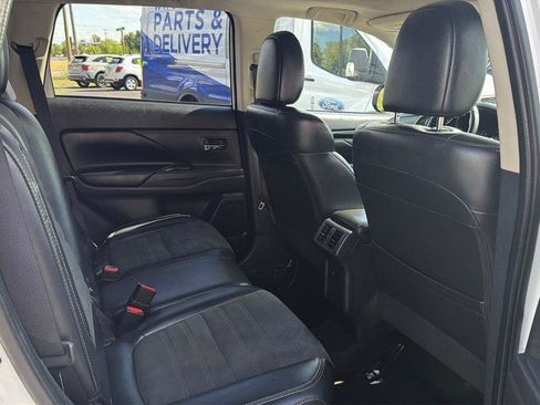 Used 2019 Mitsubishi Outlander SEL AWD/4WD image 7