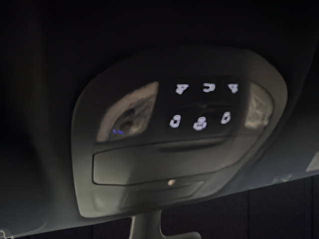 Used 2025 Chrysler Pacifica Select FWD image 24