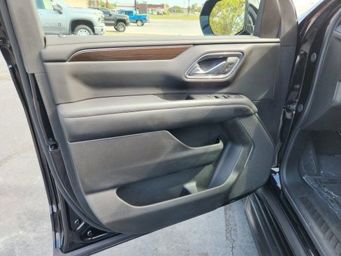 Used 2024 GMC Yukon SLE w/ Max Trailering Package image 29