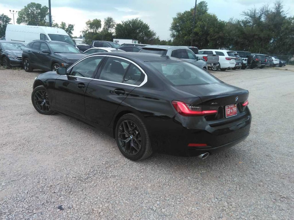 Used 2026 BMW 330i xDrive Sedan AWD/4WD image 3