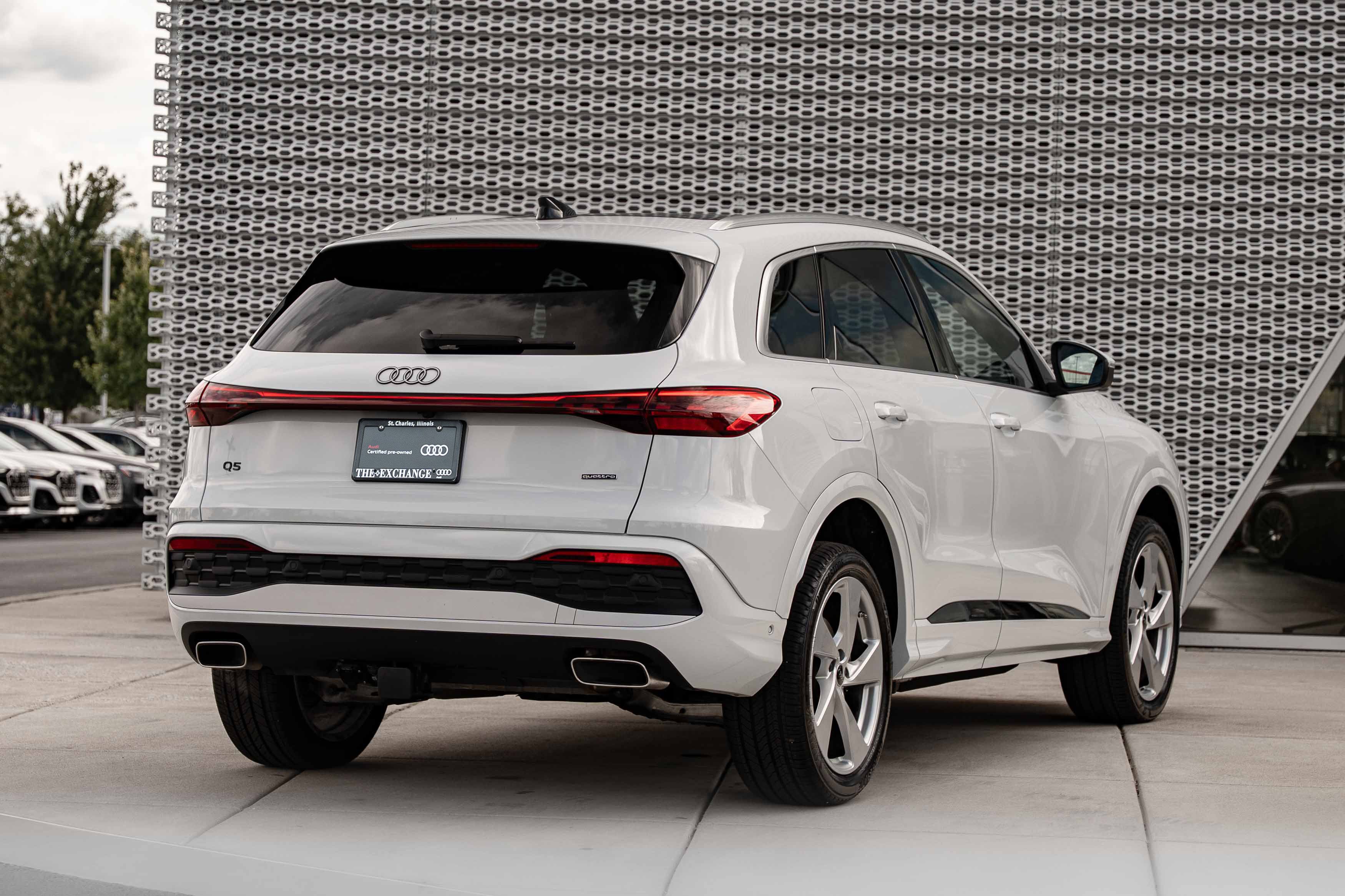 Certified 2025 Audi Q5 Premium w/ Premium Plus AWD/4WD image 4
