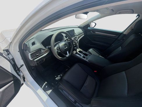 Used 2020 Honda Accord LX image 9