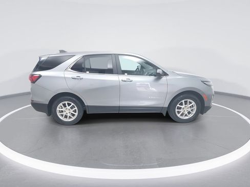 Used 2024 Chevrolet Equinox LT w/ LPO, Floor Liner Package image 8