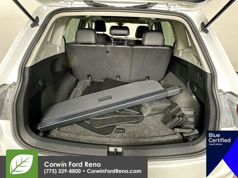Used 2023 Volkswagen Tiguan SE w/ Panoramic Sunroof Package AWD/4WD image 32