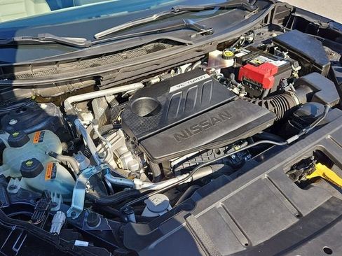 Used 2023 Nissan Rogue SL w/ SL Premium Package image 34