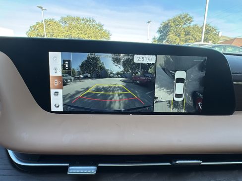 Used 2023 Genesis G90 3.5T image 19