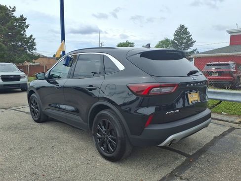 Certified 2023 Ford Escape Active AWD/4WD image 8