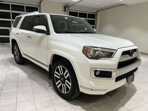 Used 2018 Toyota 4Runner Limited AWD/4WD image 7