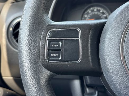 Used 2016 Jeep Patriot Sport w/ Power Value Group image 18