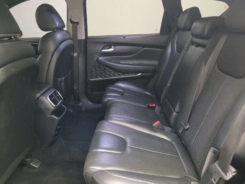 Used 2019 Hyundai Santa Fe Limited image 18