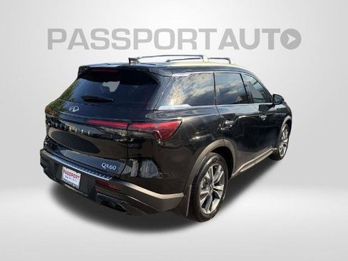 Certified 2025 INFINITI QX60 Luxe w/ Cargo Package AWD/4WD image 5