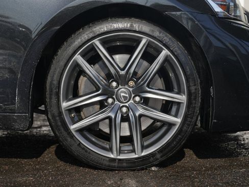 Used 2018 Lexus IS 300 F Sport w/ F Sport Package image 14