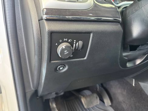 Used 2016 Jeep Grand Cherokee High Altitude AWD/4WD image 4