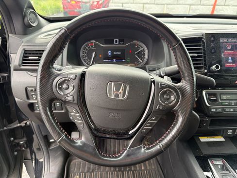 Used 2023 Honda Ridgeline Black Edition image 16
