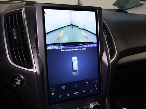 Used 2024 Ford Edge SEL image 28