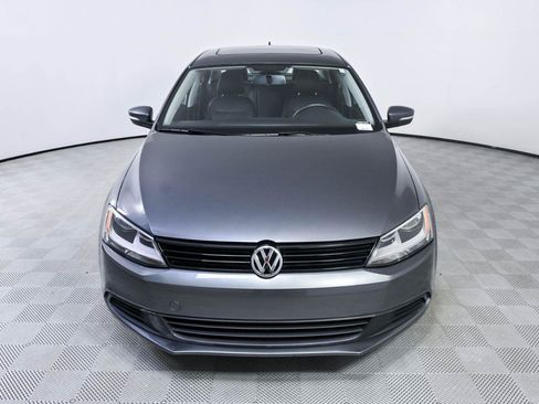 Used 2012 Volkswagen Jetta SE FWD image 30
